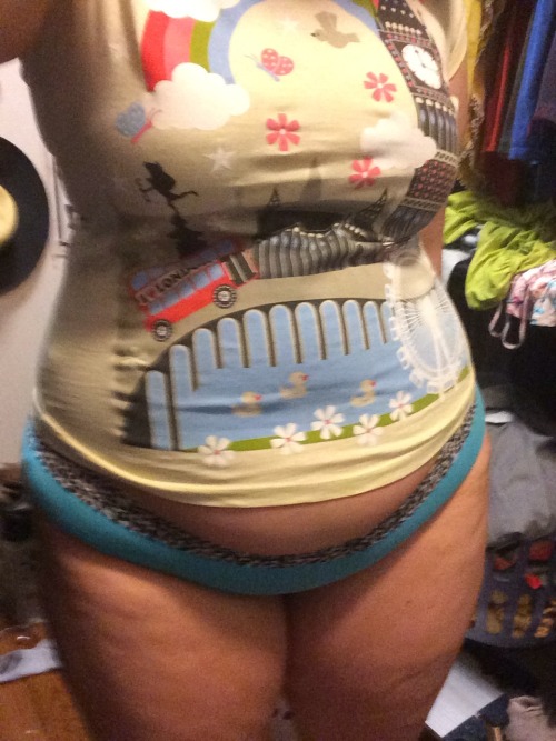 biglegwoman:This tshirt from college doesn’t seem to fit anymore ;)I dunno… looks pretty good
