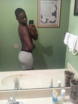 sexyblackme:  All that ass  So sexy and I want it