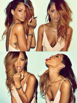 llyoungwild:  .. on We Heart It. http://weheartit.com/entry/85518858/via/prisc_illa_5249?utm_campaign=share&amp;utm_medium=image_share&amp;utm_source=tumblr  all hail rhianna