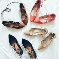 fabulous-fashionn:  Flats shoes 