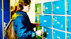 beckylynch:isak’s locker as a metaphor for his life: the thrilling saga