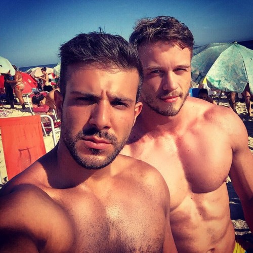 mrteenbear:  ☀️☀️☀️ @arikny #ipanema #riodejaneiro #muscle #beach #brazil #brasil by @massimiliano172 http://ift.tt/1HJHJvJ 
