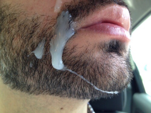 stickydick:homopower:I want a guy to cum on my beard just like this.  This is hot as FUCK!Then cum o