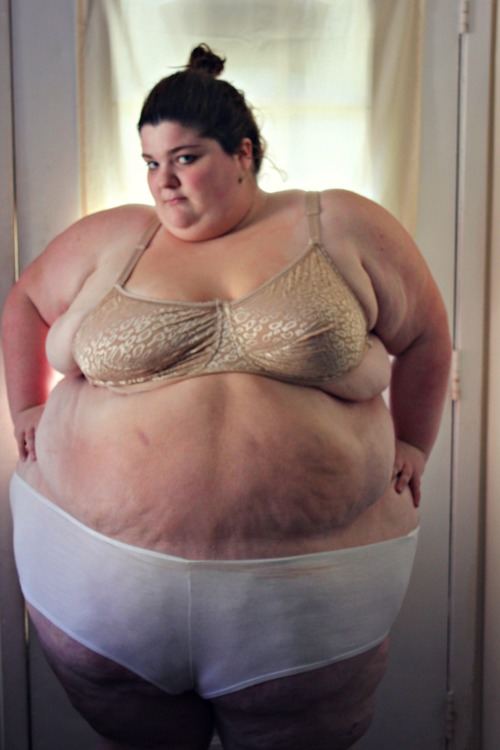 fabulousandthick: bigbellyg: LOVE MY BODY!!!! You are such a fat babe!! So big and beautiful! I abso