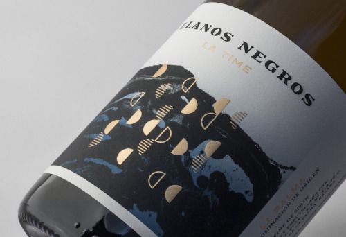 Beautiful branding for a line of wines by Dailos Pérez