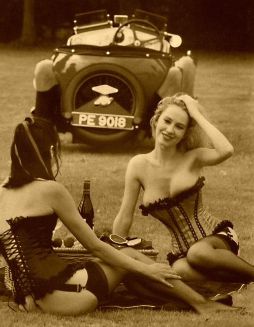 Time for a fun and naughty oldies picnic. 