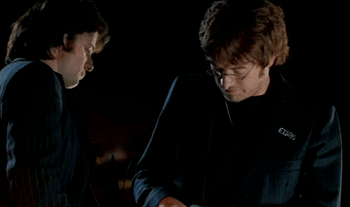 Aidan Quinn As Paul McCartney And Jared Harris As John Lennon In Two Of Us (2000)