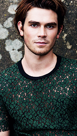 apasource:KJ + Photoshoots 