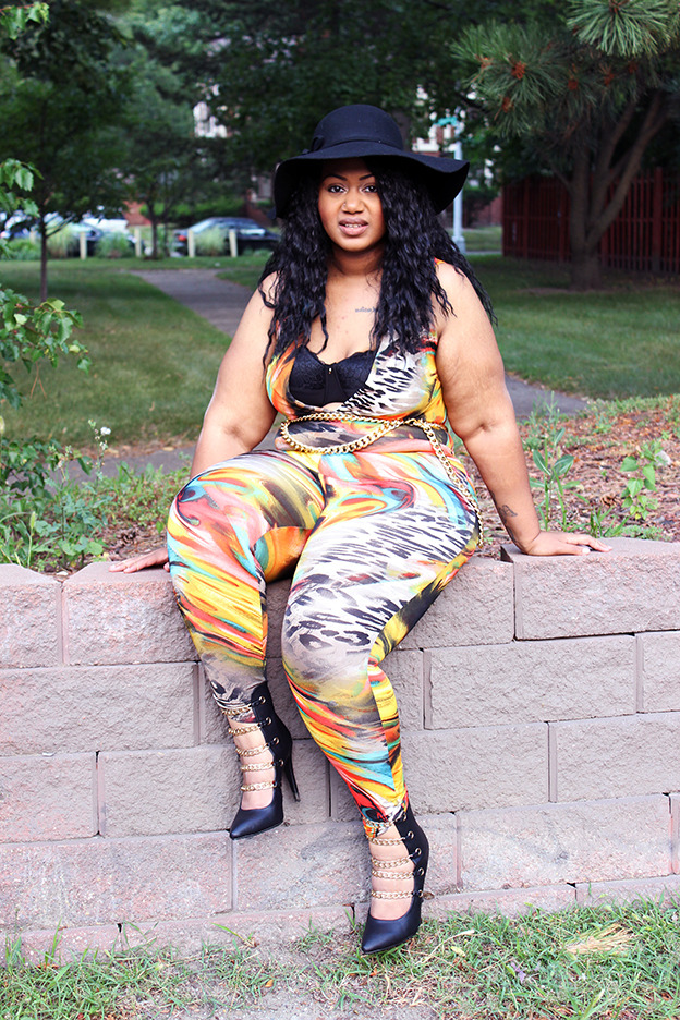mythickisbeautiful:  dopenmind:  www.howtobedope.com Photography: Alexis Townsend