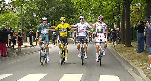 Jasper Philipsen, Jonas Vingegaard, Tadej Pogacar & Giulio Ciccone ‹ Tour De France 2023 - Stage 21