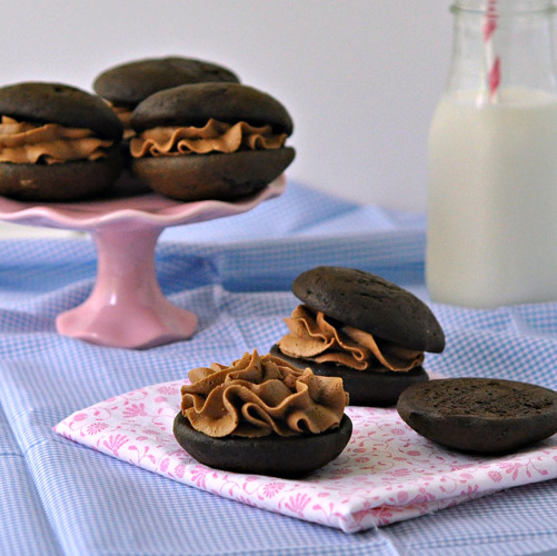 lets-just-eat:  dark chocolate peanut butter whoopie pies.  Holy fuck