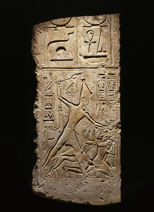 Door jamb (1.18m high) from the Palace of Merneptah (19thDynasty, 1213 – 1204 BC).The limeston