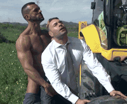 realclosetcowboys:  Destroy A Juicy Man-HoleAdd me on snapchat