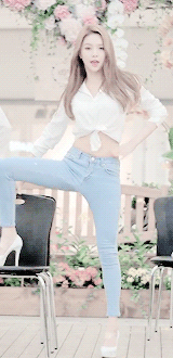 hangeuk: [ 2 / ? ] fave fancams // jei   you’re pitiful preview