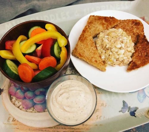 Tuna and egg salad with toast points and my veggie bowl - peppers, carrots, cucumbers and tomatoes w