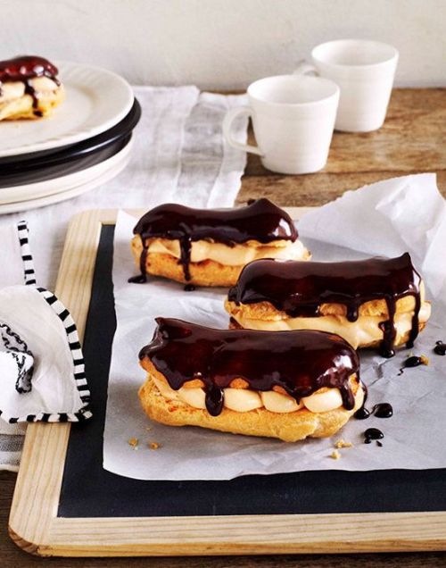 intensefoodcravings: Vanilla Caramel Éclair + Chocolate Glaze | DustJacket Attic