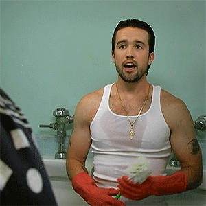 davidsfincher:mac in every iasip episode → 3.13
