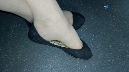 Wearing nude Silkies tights & my battered ballet pumps on the train back from a meeting.