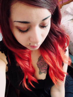 allgrownsup:  hot and sexy inked girls only