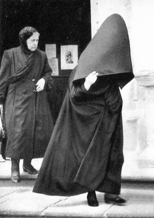 Doomsday Fashion of the Azores Islands, c. late 19th century.