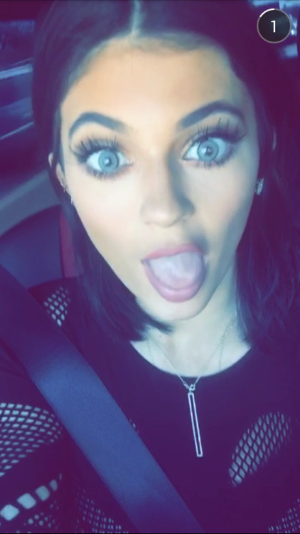 kj-news: Screenshots of Kylie in her SnapChat story.