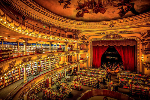 thesubkitten:  Bee - it’s a theatre converted to a library - isn’t it wonderful? @buggybee 