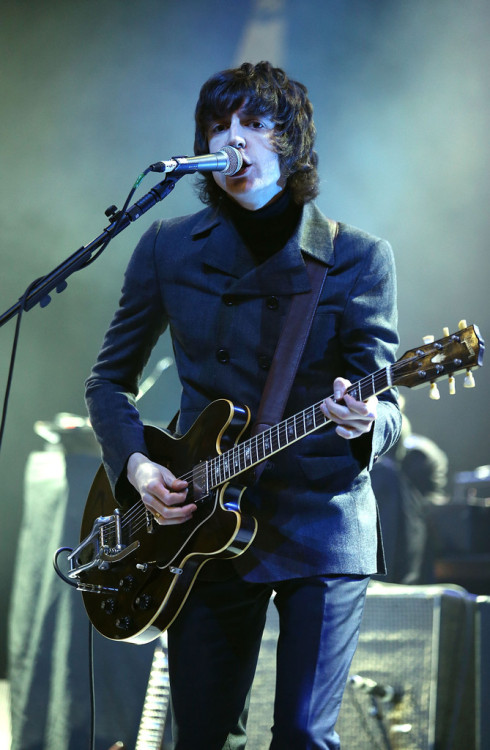 mybrbie: Miles Kane performing at NME awards (photo: Tim Whitby)