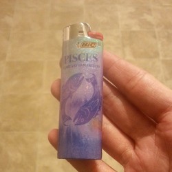 creepygirlmouse:  Got myself a pretty lighter today :)