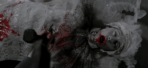vixensandmonsters:Bram Stoker’s Dracula (1992) dir. Francis Ford Coppola