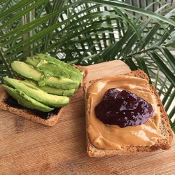 thecoconutgoddess:  When in a lazy mood, nothing is quite like two slices of cassava bread, toasted and topped with either peanut butter and plum jam, or marmite and avocado. Or both, if you’re like me 🌿  You&rsquo;re doing it right