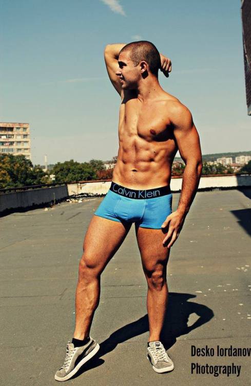 bulgariandudes:  Bulgarian boy.