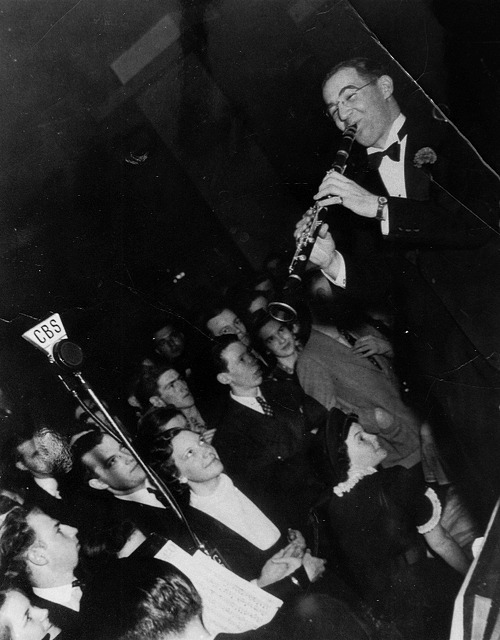 talentspast:   Benny Goodman &amp; his orchestra performing at Hotel Pennsylvania's