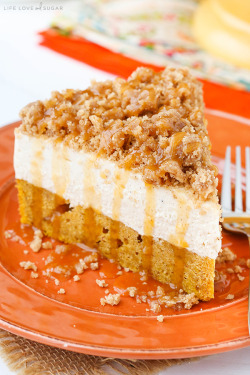 foodffs: CARAMEL PUMPKIN SPICE BLONDIE STREUSEL CHEESECAKE Really nice recipes. Every hour. Show me what you cooked! 