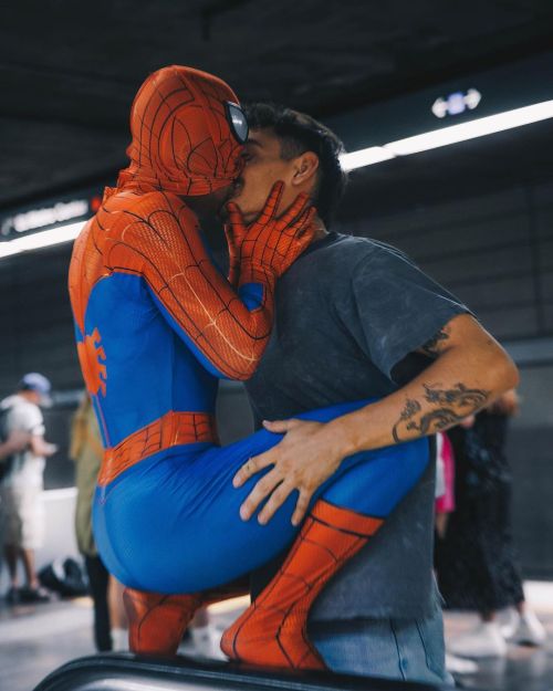 thefeistygay - Tay