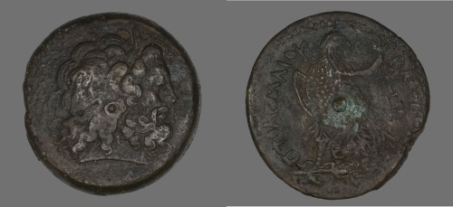 Coin Depicting the God Zeus, Ancient Roman, -222, Art Institute of Chicago: Ancient and Byzantine Ar