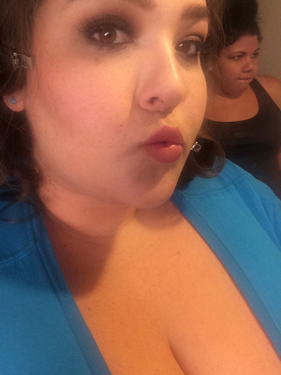 So many Asks these days!  Not enough pictures. Have some random selfies from the