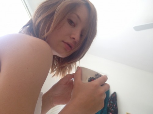 worlds-sexiest-women:  Emily Browning 