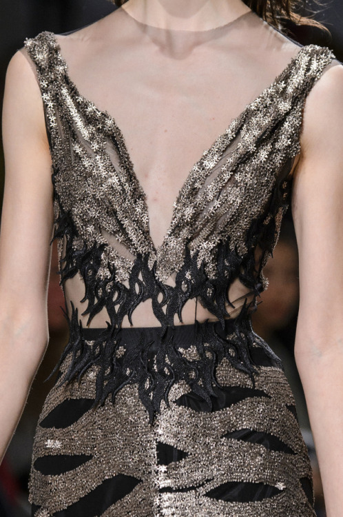 Valentin Yudashkin | Fall/Winter 2017 RTW