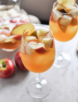 in-my-mouth:  Apple Cider Sangria
