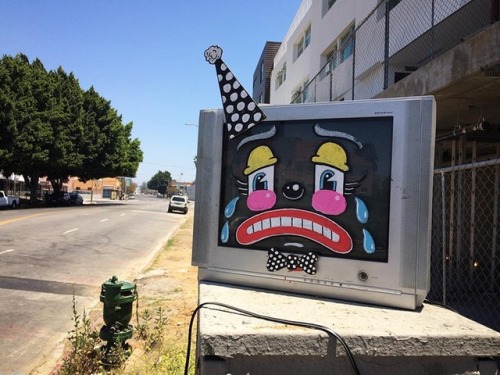 XXX escapekit:  Sad Clowns LA-based street artist photo