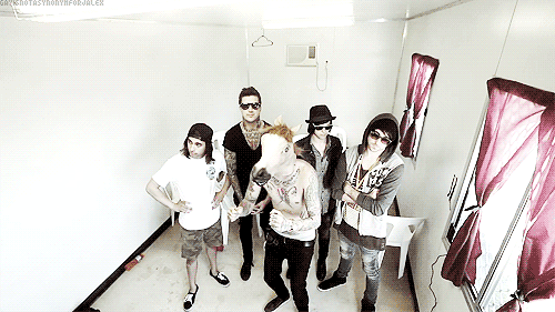 sleepingwithsirens-org:   sleepingwithsirens.org for more