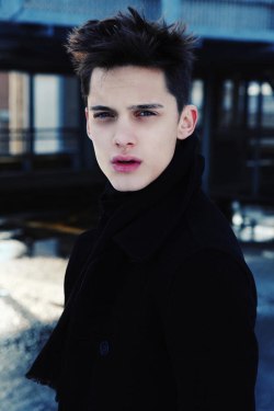 fuckyeahmodelhomme:  Kurt Herbst @ FM 