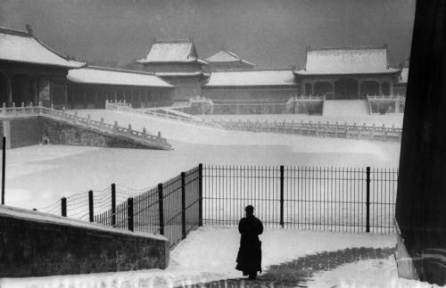 last-picture-show:  Marc Ribaud, Forbidden City, Beijing, China, 1957 