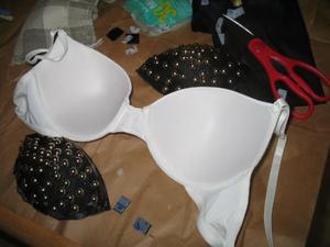 frostychristine:  OMG…. Ouch and I’m strangely intrigued.  I’m doubly intrigued.