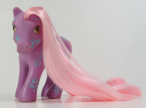 ahorseofeverycolor