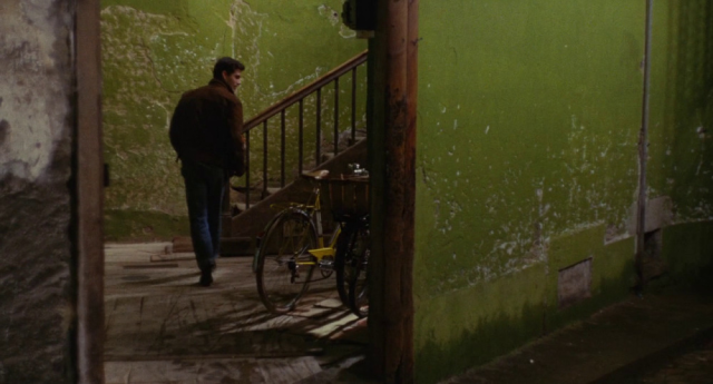 film-and-series-stills:Les Parapluies de Cherbourg | dir. Jacques Demy (1964)