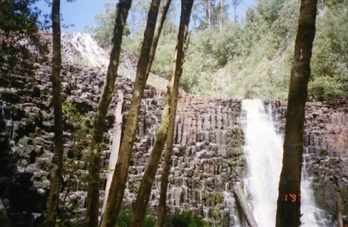 stitpics:Tassie 1997. Dip Falls, almost precisely in the middle of nowhere out of Stanley and Boat H