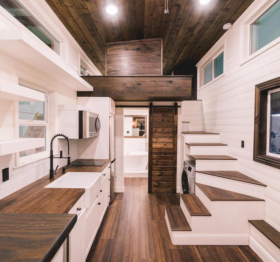 dreamhousetogo:  By California Tiny House  Nice ass tiny house! Love it 