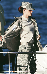 feels-lik3-carolina:  theghostonherlips:  ilistenedin:  smoakromanoff: Kristen Stewart on the set of “Camp X-ray”  I just made the most ridiculous noise  *drools*  women in uniform »»»