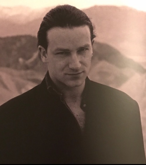 bonos-grindcore-sideproject:partygirlu2:Edge took this picture of Bono. Are you seeing this? Do you 